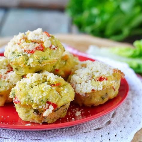 Recette Muffins aux courgettes tomates séchées et parmesan