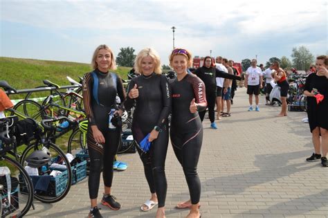 W Lewinie Brzeskim odbyły się zawody triathlonowe Na starcie stanęło