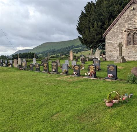 Churchyard Headstones Llanveynoe Jaggery Geograph Britain And