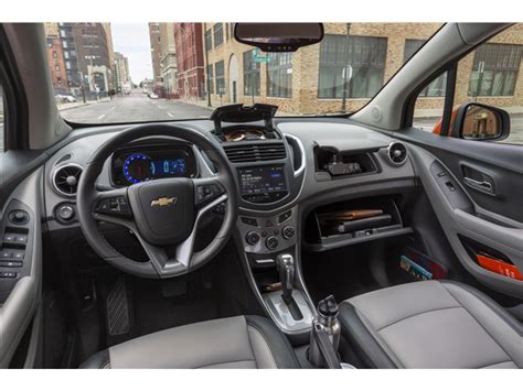 2019 Chevrolet Trax: 74 Interior Photos | U.S. News