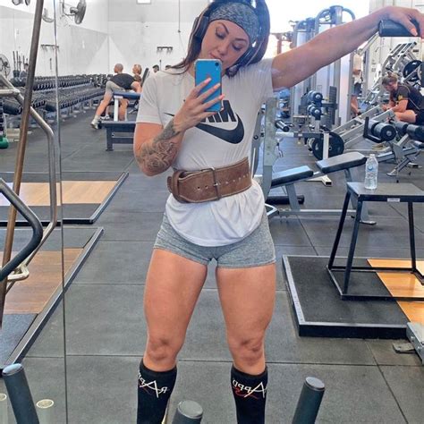 Hot Sexy Jaclyn McMillan Bikini Pics