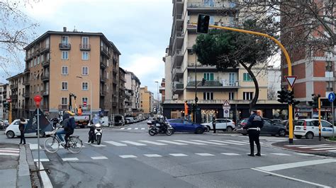 Nuovo Semaforo In Viale Redi Nove Da Firenze