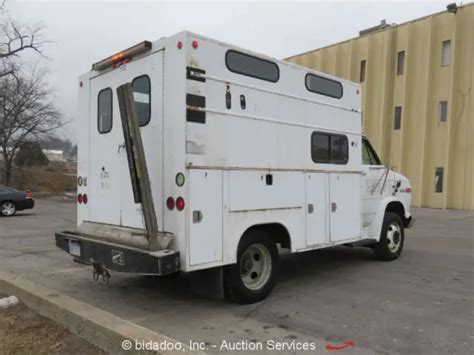 Gmc Vandura Utility Box Truck Enclosed Service Box Gas L V