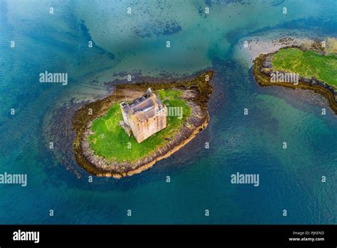 Castle Stalker at Loch Linnhe, Scotland Stock Photo - Alamy