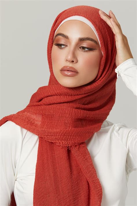 Everyday Cotton Crinkle Hijab Passion