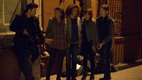 Review The Purge Anarchy Steps Outside On The Most Dangerous Night Of