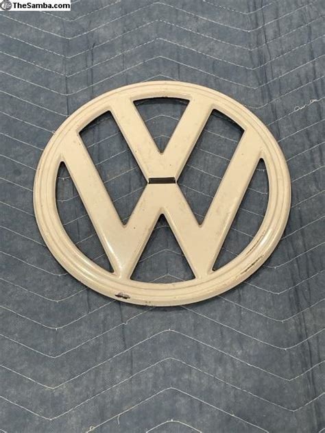 TheSamba VW Classifieds OG 1968 72 Bus Nose Emblem