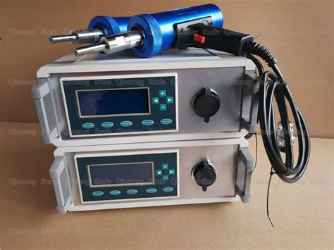 28 Khz Ultrasonic Plastic Welding Machine Handware Reviting For Auto