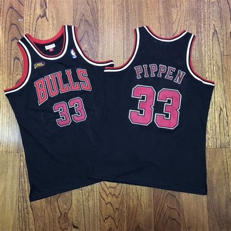 Mens Chicago Bulls 33 Scottie Pippen 1997 98 Red Champions Patch