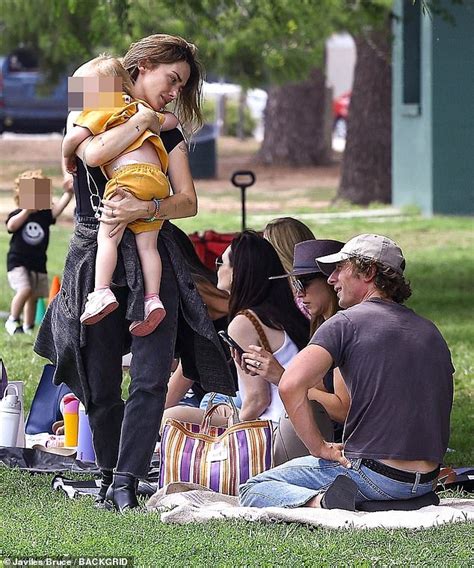 Jeremy Allen White Reunites With Estranged Wife Addison Timlin As They