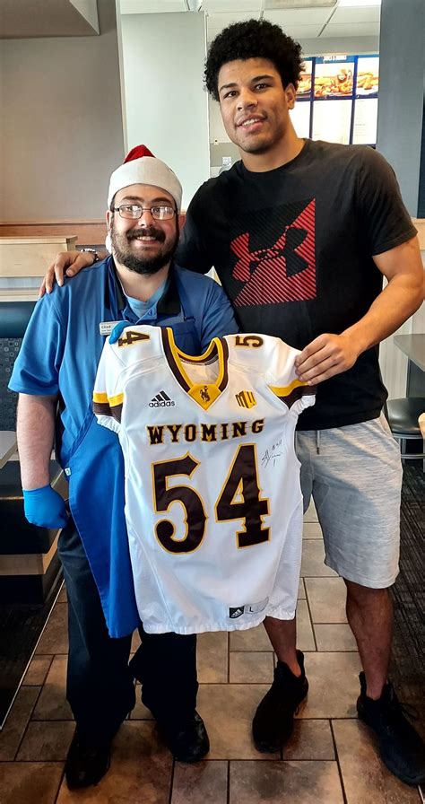 A Heartwarming Surprise Wyoming Cowboys Sebastian Harsh Makes A Fans Day