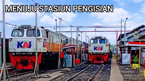 Kereta Api Angkutan Batu Bara Menuju Tempat Pertambangan Pengisian Bb