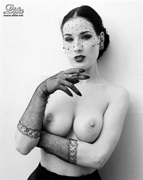 Dita Von Teese Porn Pictures Xxx Photos Sex Images 3673869 Pictoa