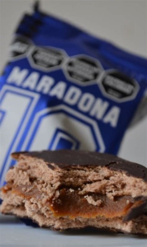 C Mo Lograron Usar La Marca Maradona En Un Alfajor Que Rinde Tributo A