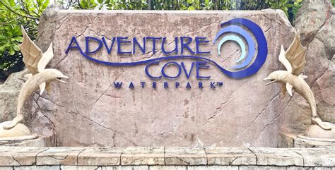 adventure cove waterpark singapore