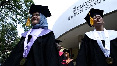 Akhir Pekan Ini Uin Jakarta Gelar Wisuda Sarjana Ke Universitas