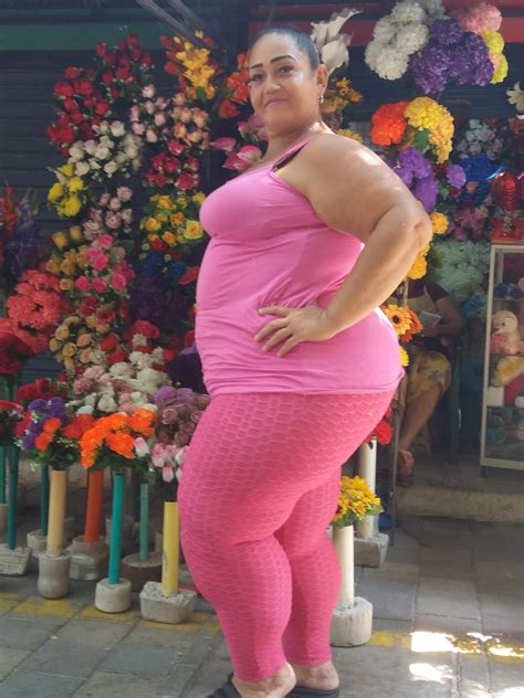 Gorda Bella - Gorda Bella updated her cover photo.