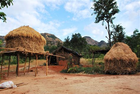 Vadoma Tribe Feet: How Did a Group of Africans Get Ostrich Foot Syndrome?