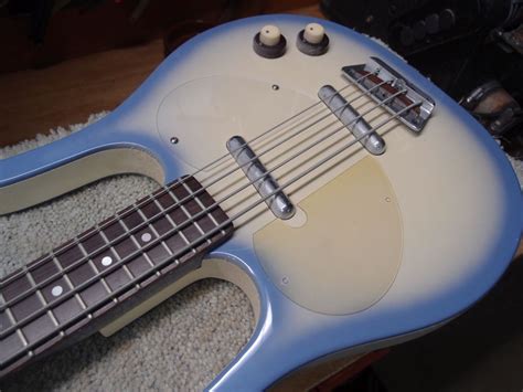 Danelectro Longhorn Bass Luthiery Laboratories