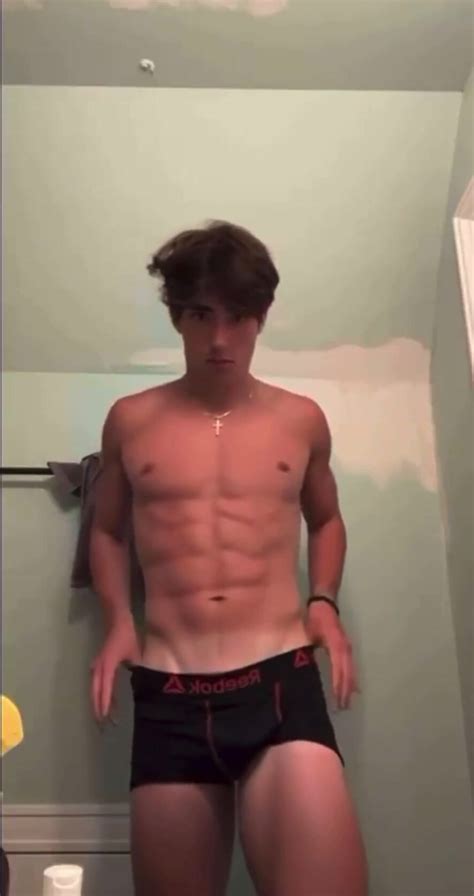 Daddy HOT STRAIGHT GUY BAITED JERKS OFF AND ThisVid