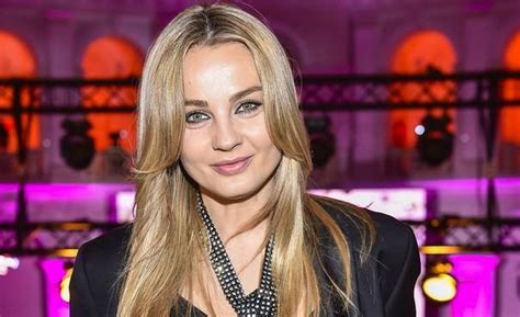 Seksowna Ma Gorzata Socha W Bikini Jak Mo Na Mie Taki Brzuch Po Trzech Ci Ach Pytaj