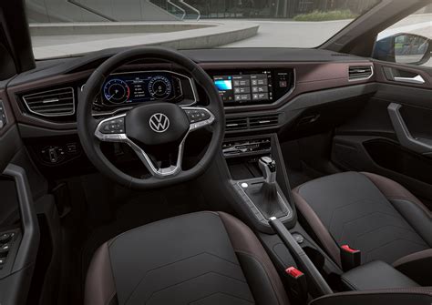 VW Virtus 2023 fica mais barato e se distancia do Polo veja preços