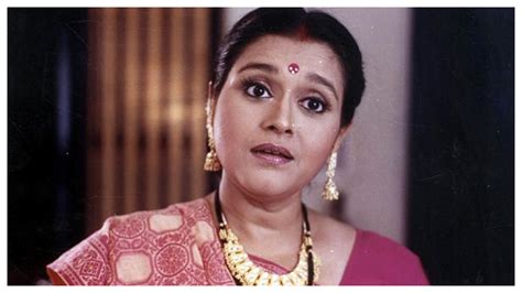 Supriya Pathak Recalls Rishi Kapoor As A Fan And Naseeruddin Shahs