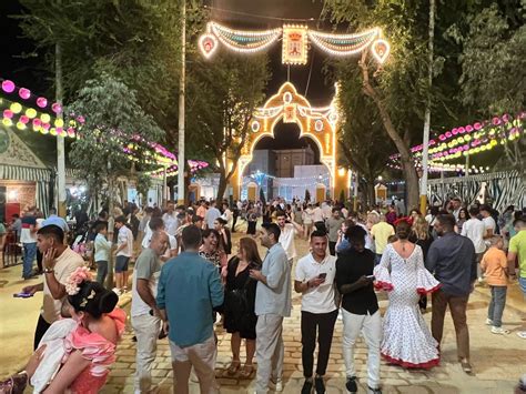 Recta Final De La Feria De Alcal De Guada Ra