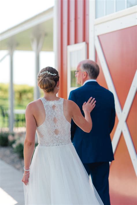 Northfield Red Barn Farm Wedding Mary And Will Bauer