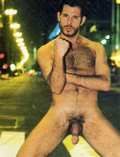 Nico Puig Nu Posou Pelado Em Fotos Da Revista Xvideos Gay