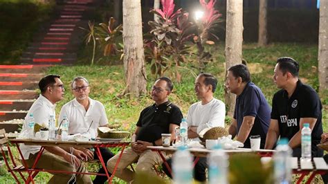 Presiden Jokowi Nikmati Malam Di IKN Bersama Para Menteri IKN 29