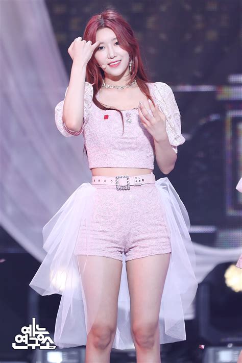 Music Core Dawon Cosmic Girls Wjsn Photo Fanpop