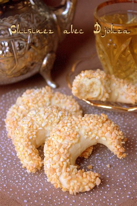 Tcharek El Ariane Croissants Aux Amandes