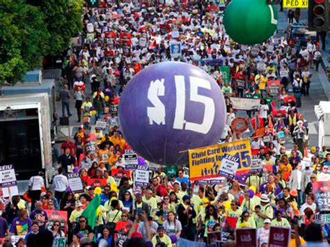 Miles En Las Calles De Estados Unidos Por Mucho M S Que Quince D Lares