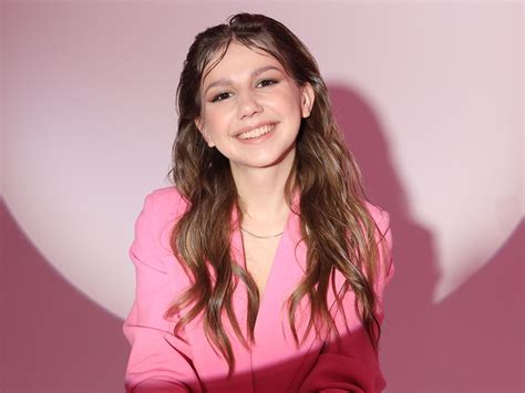 Judyblooms Brunette Teen Female Webcam Sexcamdb