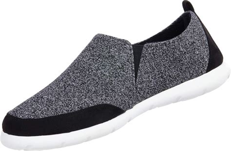 Amazon.com | isotoner Men's Zenz Sport-Knit Indoor/Outdoor Slippers ...