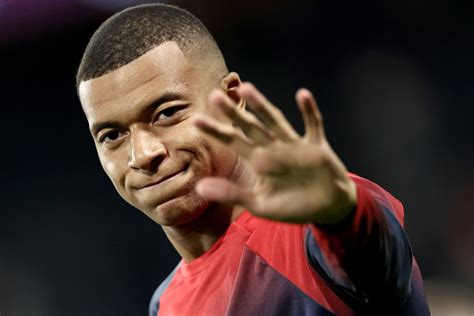 Kylian Mbappe Finally Completes Real Madrid Transfer United Arab