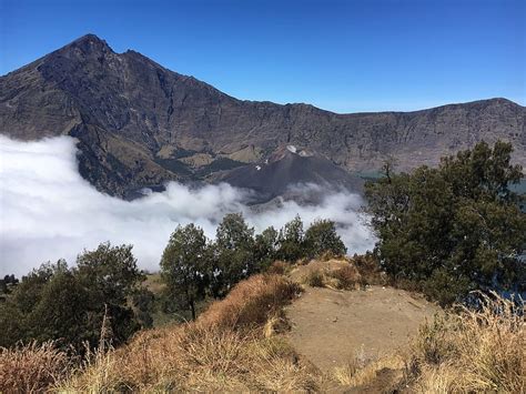 Mount Rinjani Hd Wallpaper Pxfuel