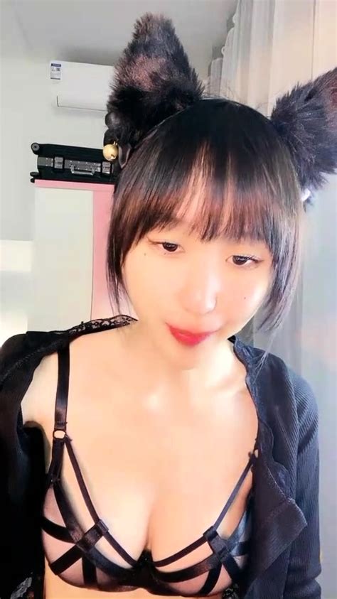 Asian Korean Amateur Couple Homemade Webcam Sex At DrTuber