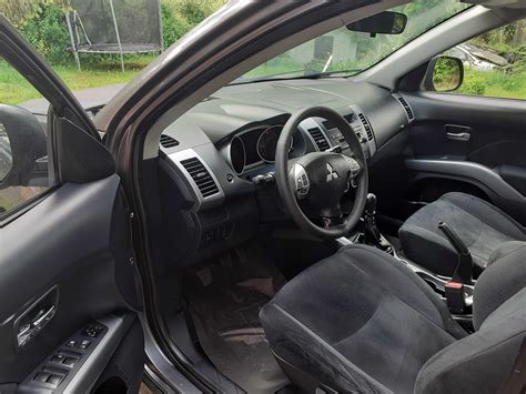 Mitsubishi Outlander Митсубиши Аутлендър гр. София Суходол • OLX.bg
