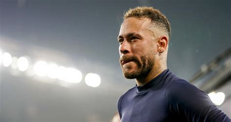 Psg Absence Plus Longue Que Pr Vue Pour Neymar