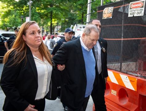 Ex Lead Nypd Investigator In Harvey Weinstein Sex Probe Kept Shoddy