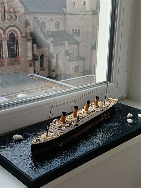 Handcrafted Titanic Model Icy Waters Diorama - Etsy