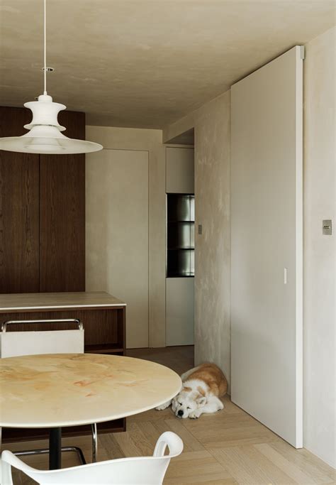 YINJISPACE - NOTHING DESIGN x Deep Wood Color Under The Antique Atmosphere