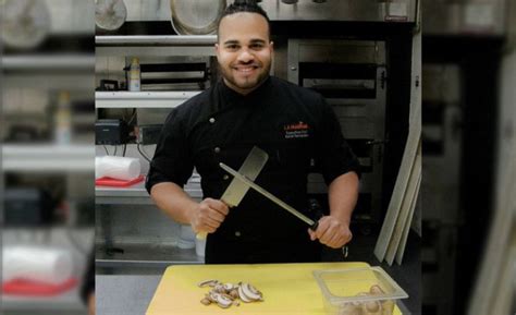 Kelvin Fernandez Beats Bobby Flay Latino Chef Based In Nyc Wins Food