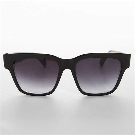 Oversized Womens Classic Square Vintage Sunglass Brooklyn Flying