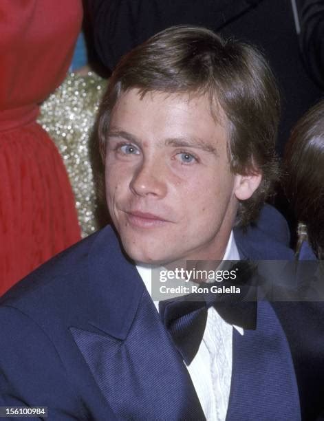 Mark Hamill 1977 Photos and Premium High Res Pictures - Getty Images