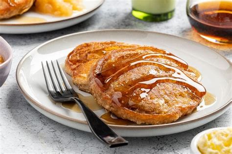 Easy Applesauce Pancakes With Cinnamon Recipe