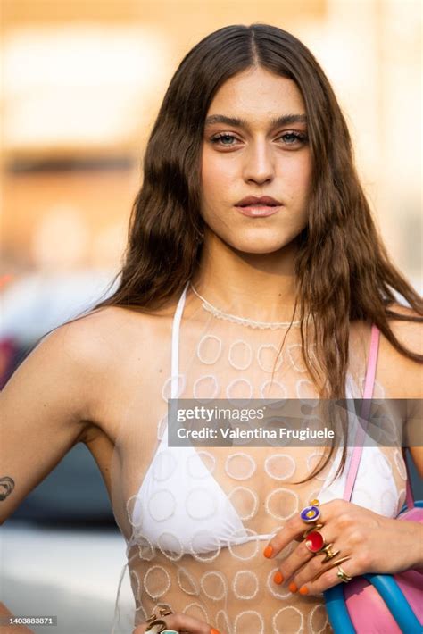 Hot Sexy Gaia Gozzi Bikini Pics