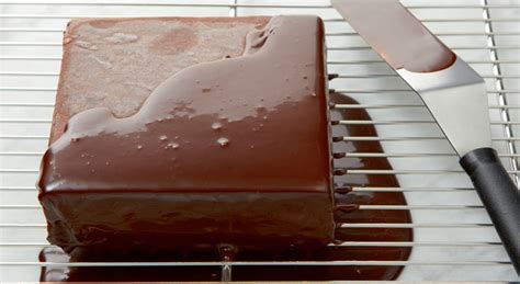 Une recette simplissime de glaçage au chocolat